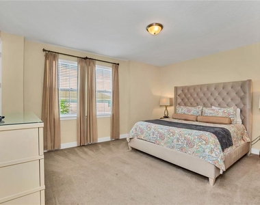 801 Lasso Drive - Photo Thumbnail 15