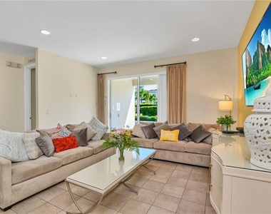 801 Lasso Drive - Photo Thumbnail 20