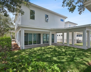200 E Grant Street - Photo Thumbnail 32