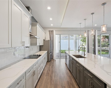 200 E Grant Street - Photo Thumbnail 6