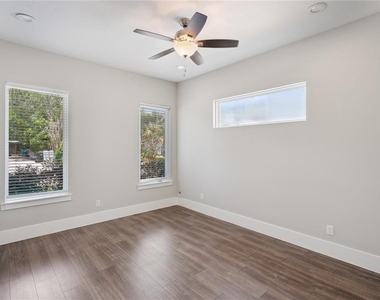 200 E Grant Street - Photo Thumbnail 15