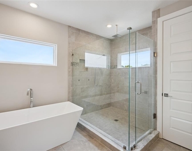 200 E Grant Street - Photo Thumbnail 19