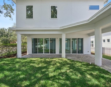 200 E Grant Street - Photo Thumbnail 31