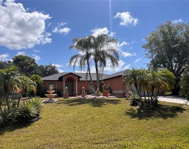 3900 Oak Pointe Boulevard - Photo Thumbnail 2