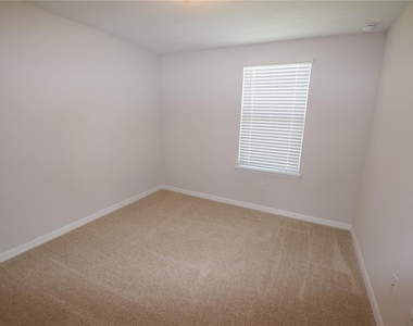 9496 Bauer Alley - Photo Thumbnail 14
