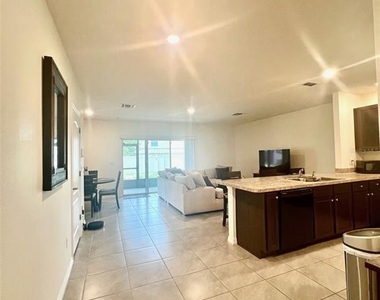9033 Alba Lane - Photo Thumbnail 1