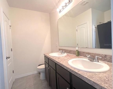 9033 Alba Lane - Photo Thumbnail 8
