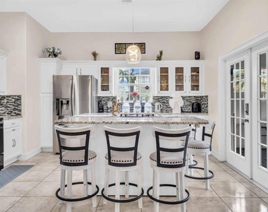 241 Vista Loop - Photo Thumbnail 2