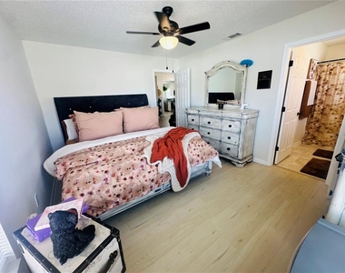 340 Edgewood Court - Photo Thumbnail 13