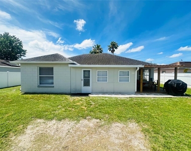 340 Edgewood Court - Photo Thumbnail 27