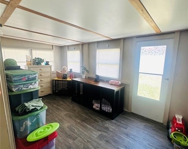 340 Edgewood Court - Photo Thumbnail 21