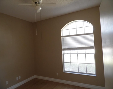 11020 Felton Court - Photo Thumbnail 8
