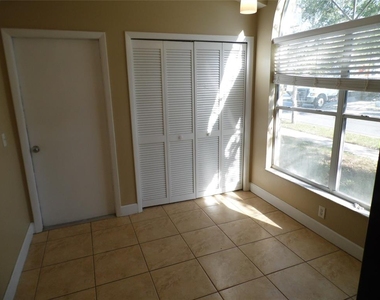 11020 Felton Court - Photo Thumbnail 6