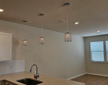 10274 Hadley Street - Photo Thumbnail 16