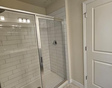 10274 Hadley Street - Photo Thumbnail 9
