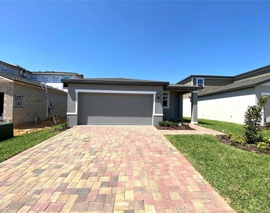 3122 Bella Vista Drive - Photo Thumbnail 2
