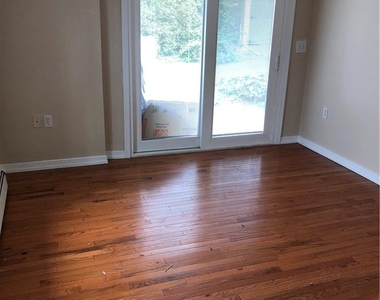 135 N Cedar Street - Photo Thumbnail 11