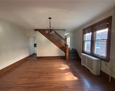 2238 Fairview Avenue - Photo Thumbnail 18