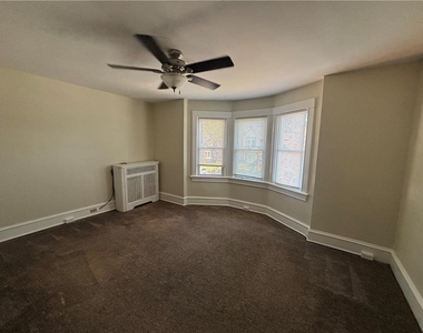 2238 Fairview Avenue - Photo Thumbnail 12