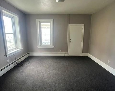 206 N 2nd Street - Photo Thumbnail 10