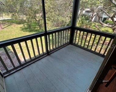808 Pinewood Court - Photo Thumbnail 13
