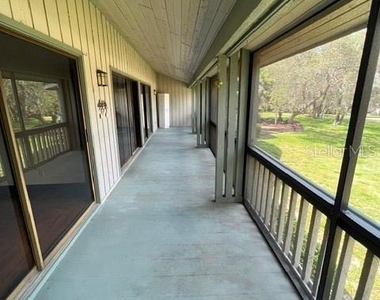 808 Pinewood Court - Photo Thumbnail 14