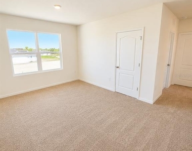 2347 Aquiline Nest Street - Photo Thumbnail 14