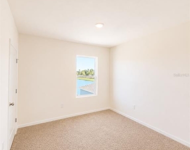 2347 Aquiline Nest Street - Photo Thumbnail 15