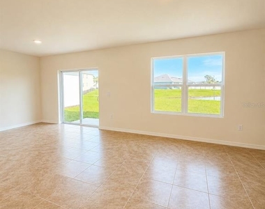 2347 Aquiline Nest Street - Photo Thumbnail 5