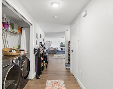 273 Avalon Road - Photo Thumbnail 24