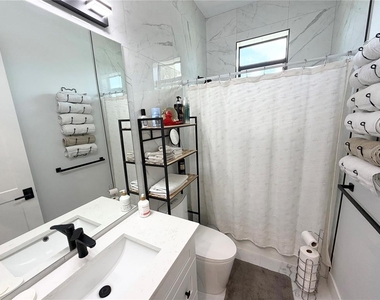 4722 Neptune Road - Photo Thumbnail 14