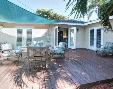 7609 Senrab Drive - Photo Thumbnail 21