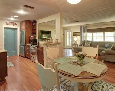 7609 Senrab Drive - Photo Thumbnail 6