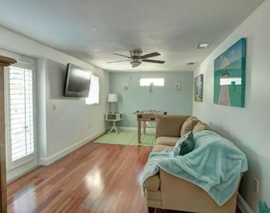 7609 Senrab Drive - Photo Thumbnail 18