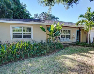 7609 Senrab Drive - Photo Thumbnail 2
