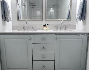7658 Plantation Circle - Photo Thumbnail 7