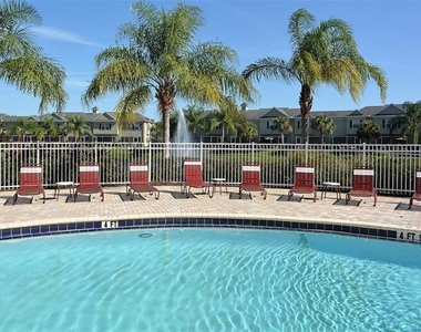 7658 Plantation Circle - Photo Thumbnail 13