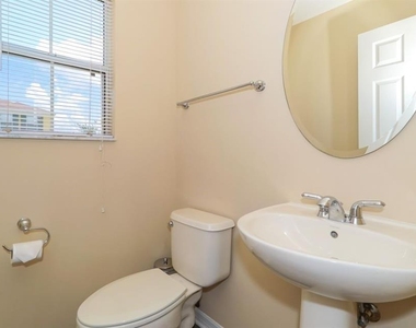 7339 Black Walnut Way - Photo Thumbnail 6