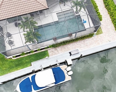 540 Regatta Way - Photo Thumbnail 3