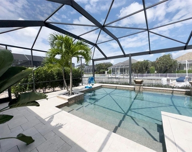 540 Regatta Way - Photo Thumbnail 31
