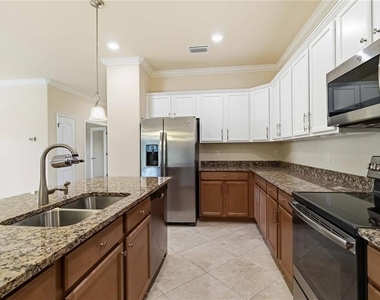 7156 Marsh View Terrace - Photo Thumbnail 20