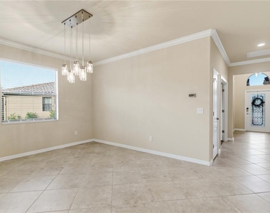 7156 Marsh View Terrace - Photo Thumbnail 13