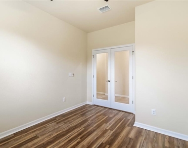 7156 Marsh View Terrace - Photo Thumbnail 30