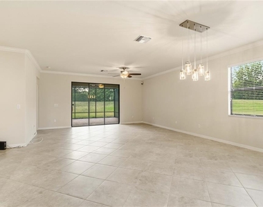 7156 Marsh View Terrace - Photo Thumbnail 9