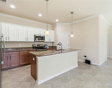 7156 Marsh View Terrace - Photo Thumbnail 15