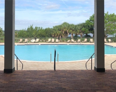 1010 Tidewater Shores Loop - Photo Thumbnail 11