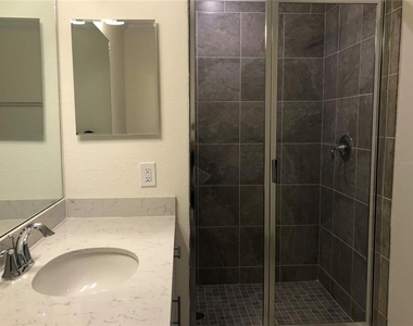 1010 Tidewater Shores Loop - Photo Thumbnail 7