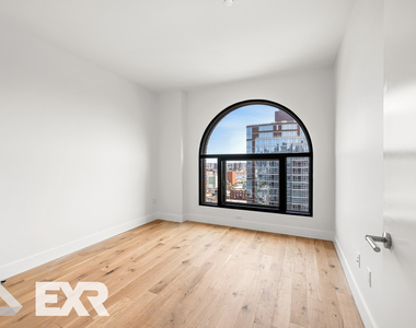 69 Adams Street - Photo Thumbnail 5