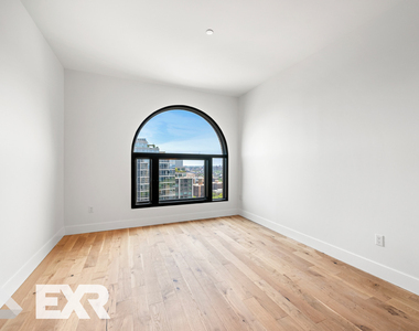 69 Adams Street - Photo Thumbnail 2