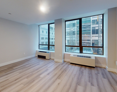 95 Wall Street - Photo Thumbnail 3
